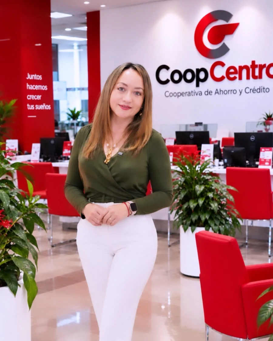 Maricarmen Alarcón Cárdenas en Coop Centro